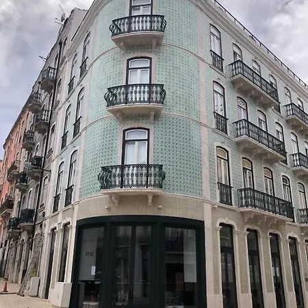 Be Lisbon Hostel Intendente-2